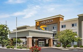La Quinta Inn Evansville Indiana